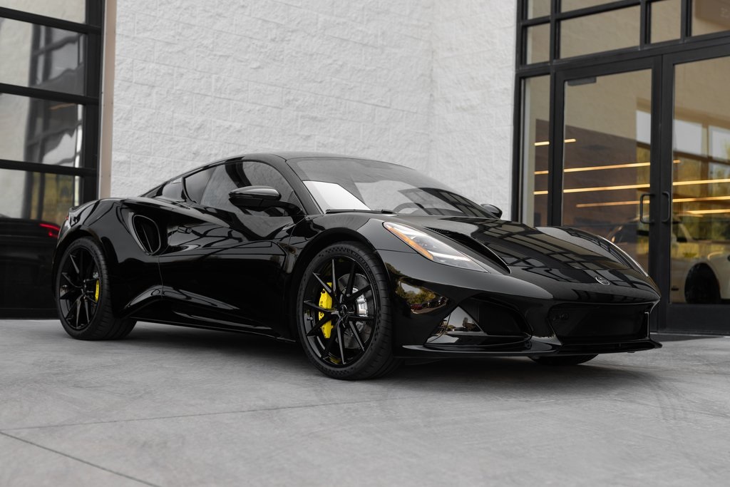 2025 Lotus Emira V6's photo