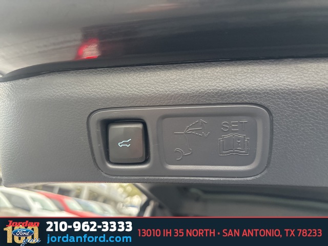 Used Car 2022 Ford Expedition  Xlt For Sale Under $50,000 In San Antonio, Texas