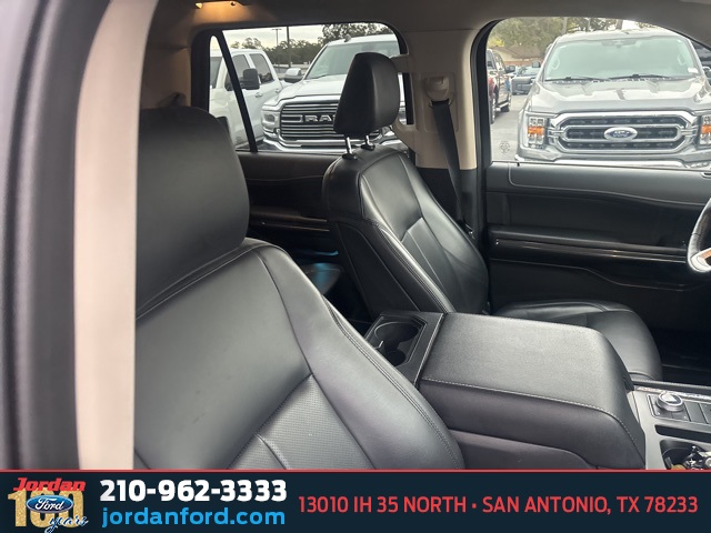 Used Car 2022 Ford Expedition  Xlt For Sale Under $50,000 In San Antonio, Texas
