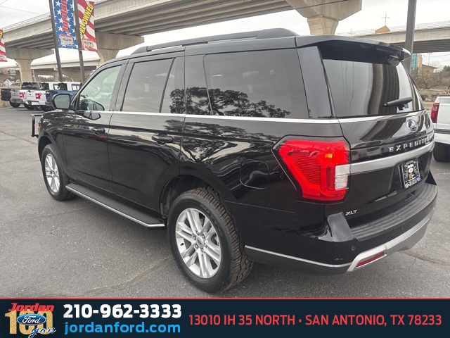 Used Car 2022 Ford Expedition  Xlt For Sale Under $50,000 In San Antonio, Texas