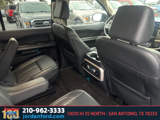 Used Car 2022 Ford Expedition  Xlt For Sale Under $50,000 In San Antonio, Texas