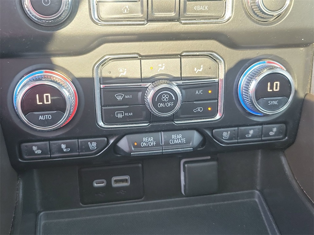 Used Car 2021 Gmc Yukon Xl  Slt For Sale In Carrollton, Texas