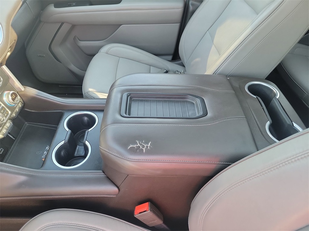 Used Car 2021 Gmc Yukon Xl  Slt For Sale In Carrollton, Texas