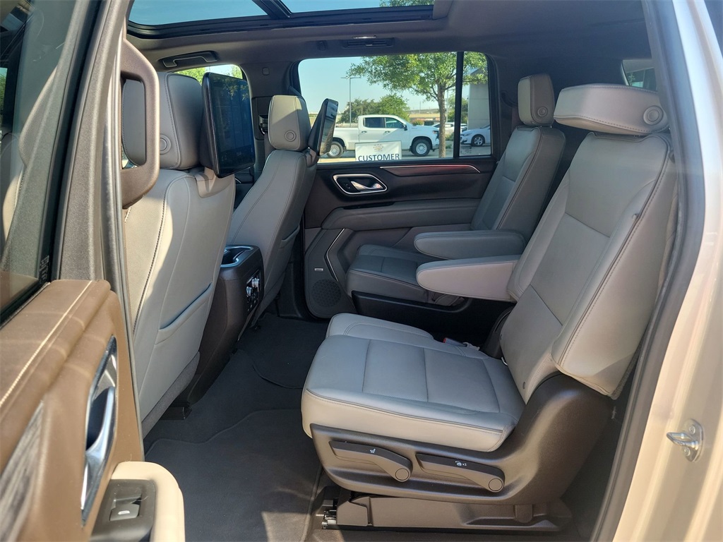Used Car 2021 Gmc Yukon Xl  Slt For Sale In Carrollton, Texas