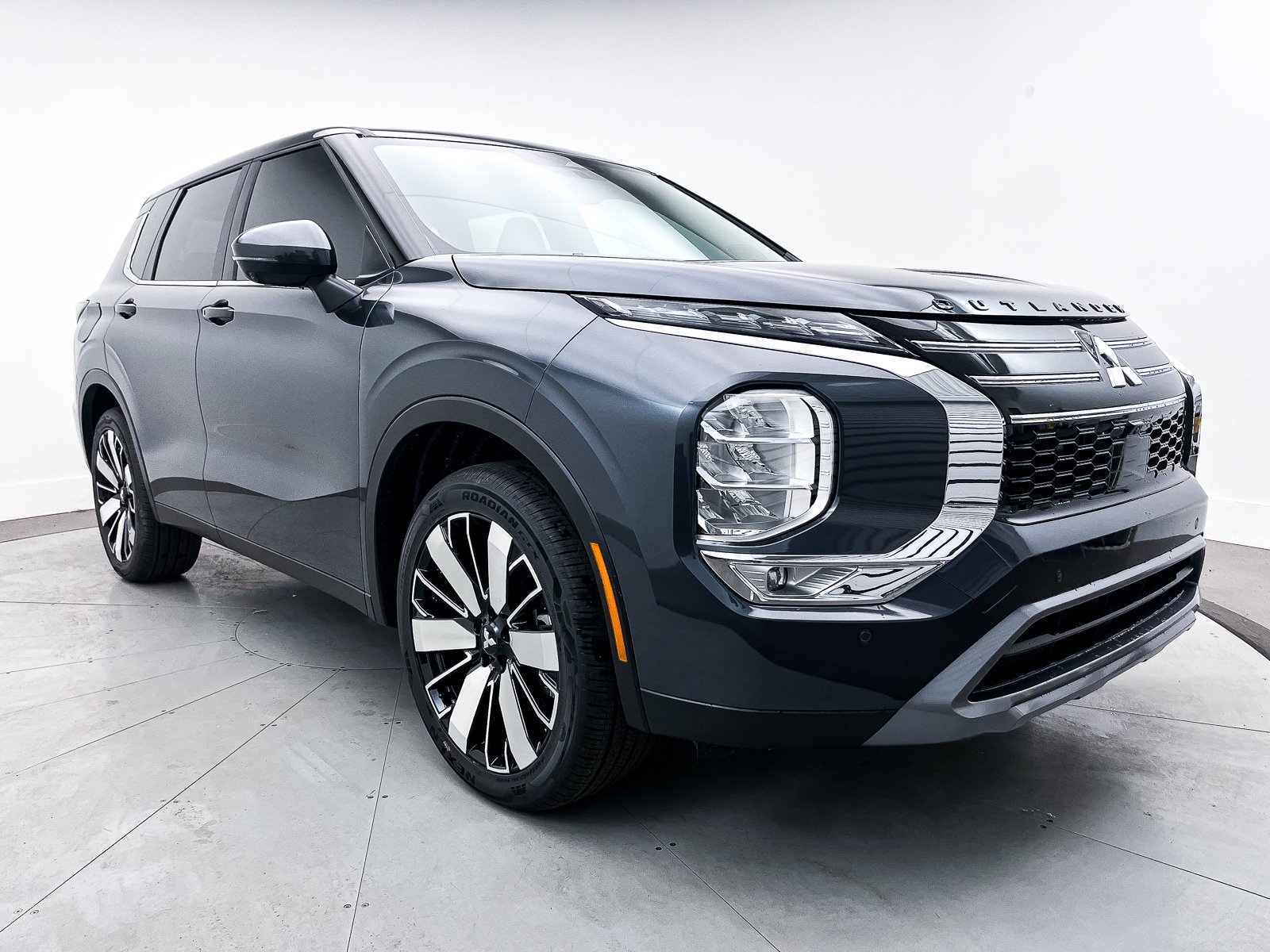 2025 Mitsubishi Outlander