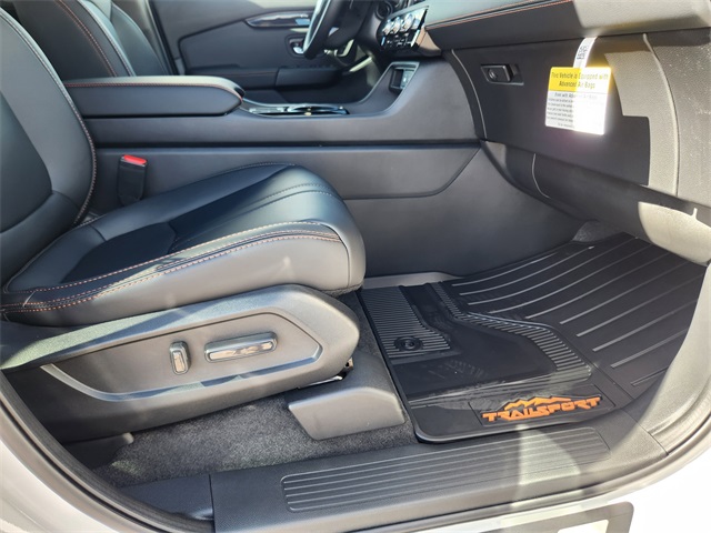 2025 Honda Pilot TrailSport photo 18