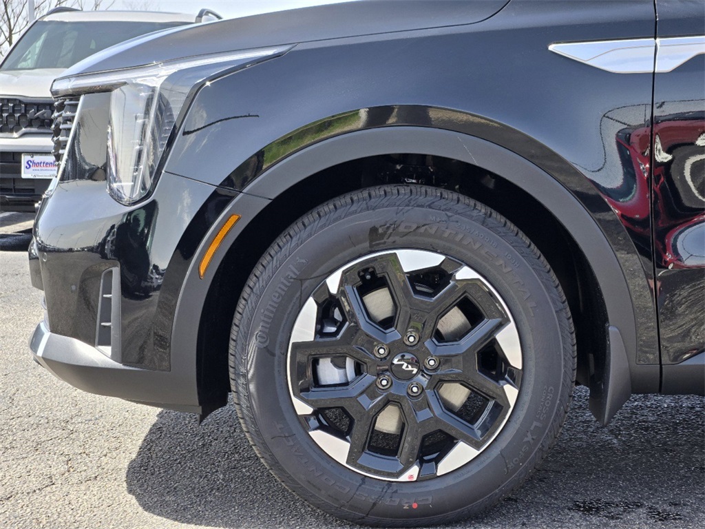 2025 Kia Sorento S - 4