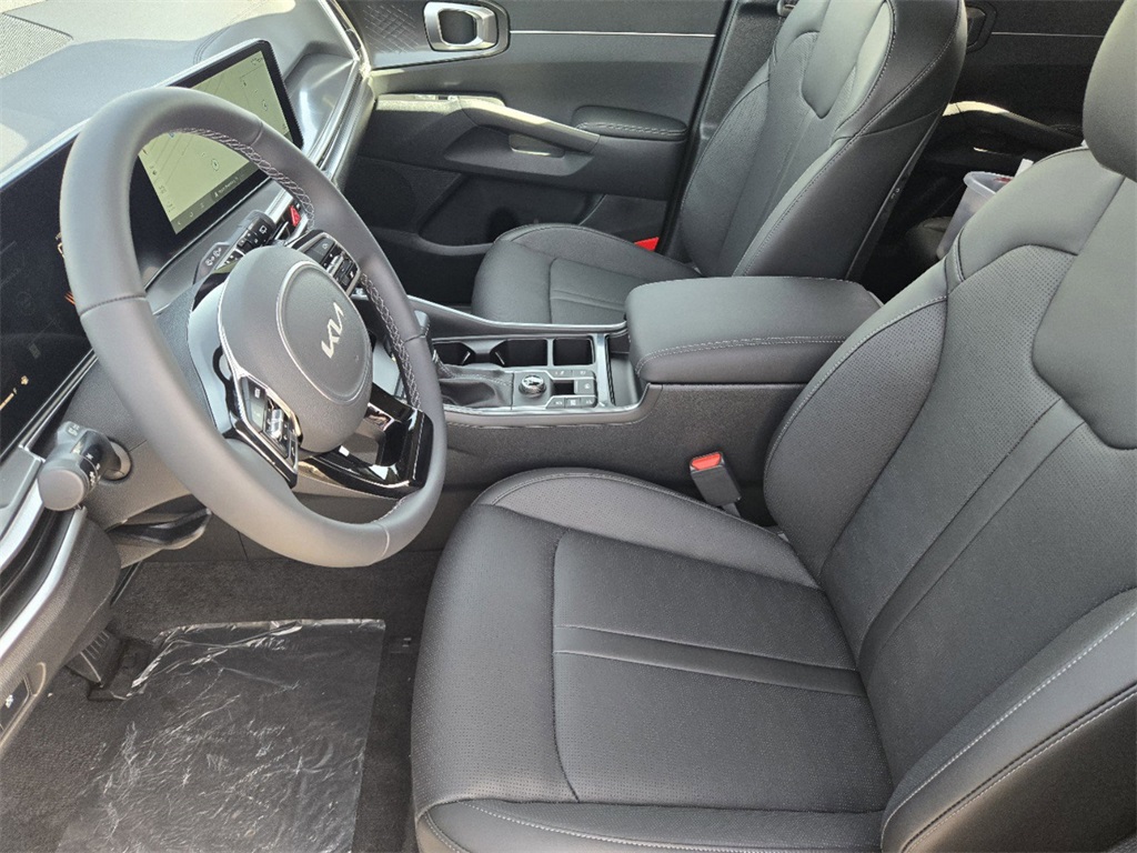 2025 Kia Sorento S - 8