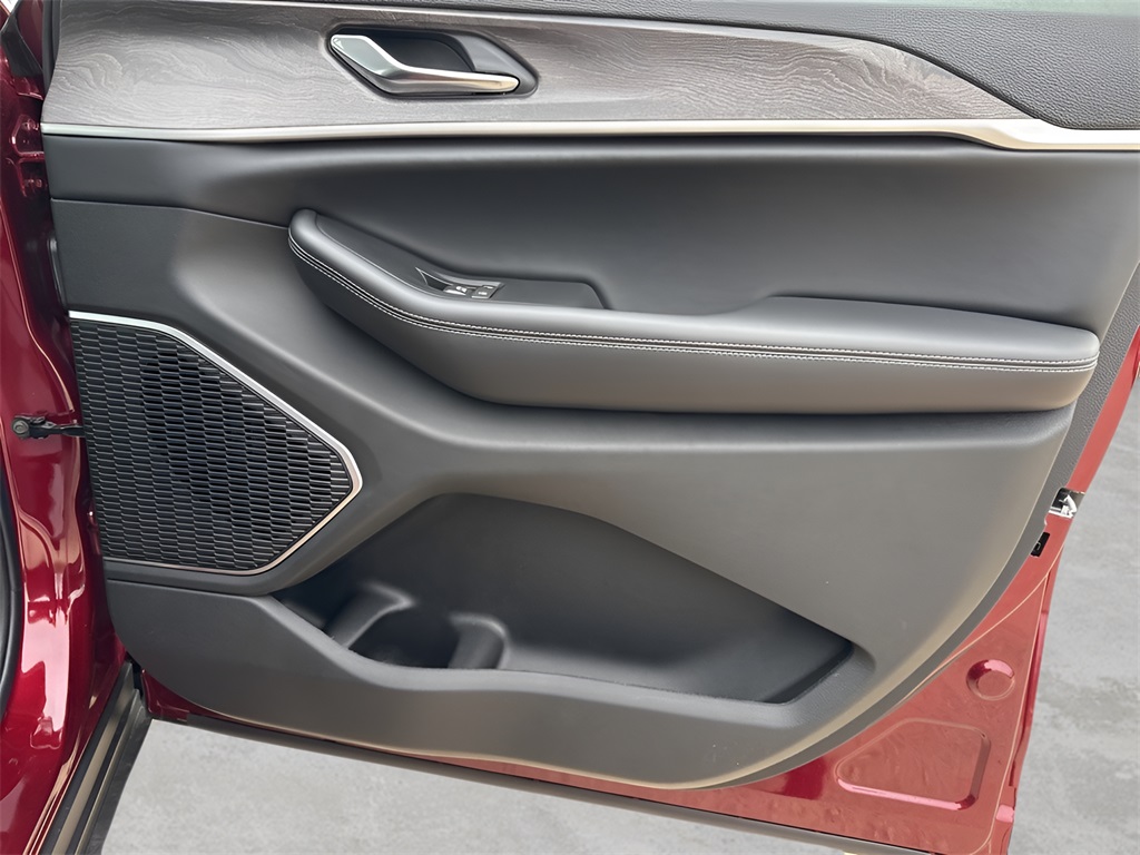 2025 Jeep Grand Cherokee L