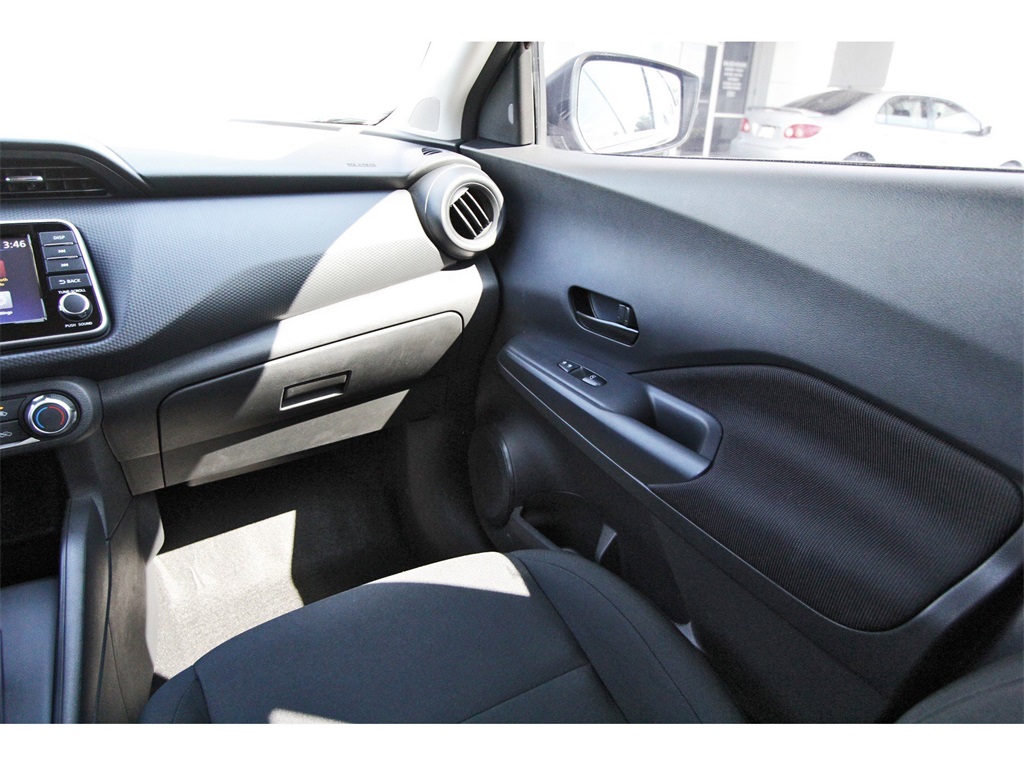 2025 Nissan Kicks Play S - 9