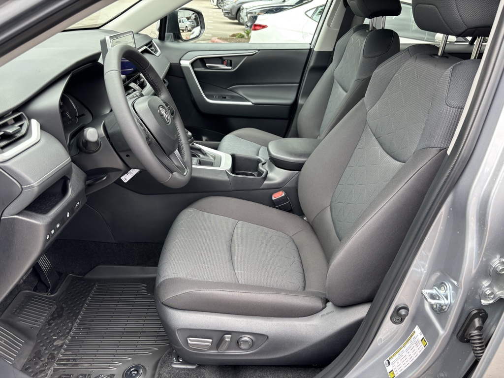 Used Car 2025 Toyota Rav4  Xle For Sale Under $35,000 In Austin, Texas