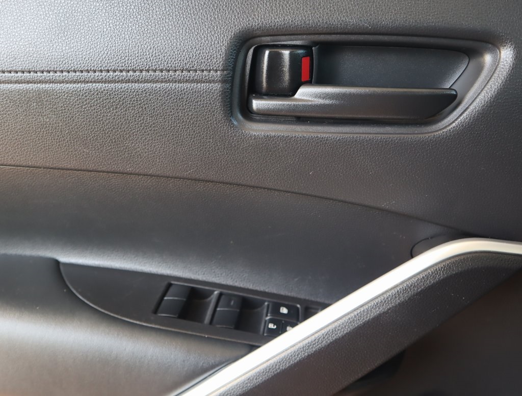 Thumbnail: 2022 Toyota Corolla Cross - 16