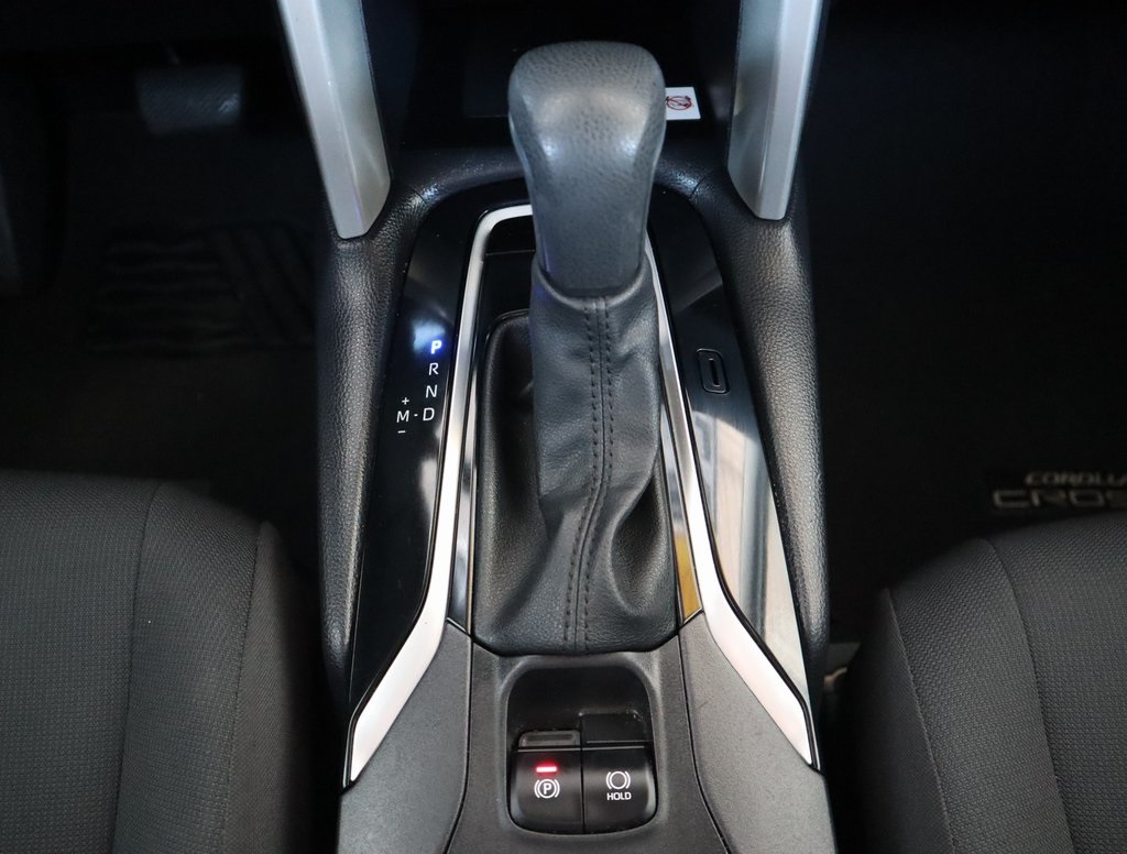 Thumbnail: 2022 Toyota Corolla Cross - 24