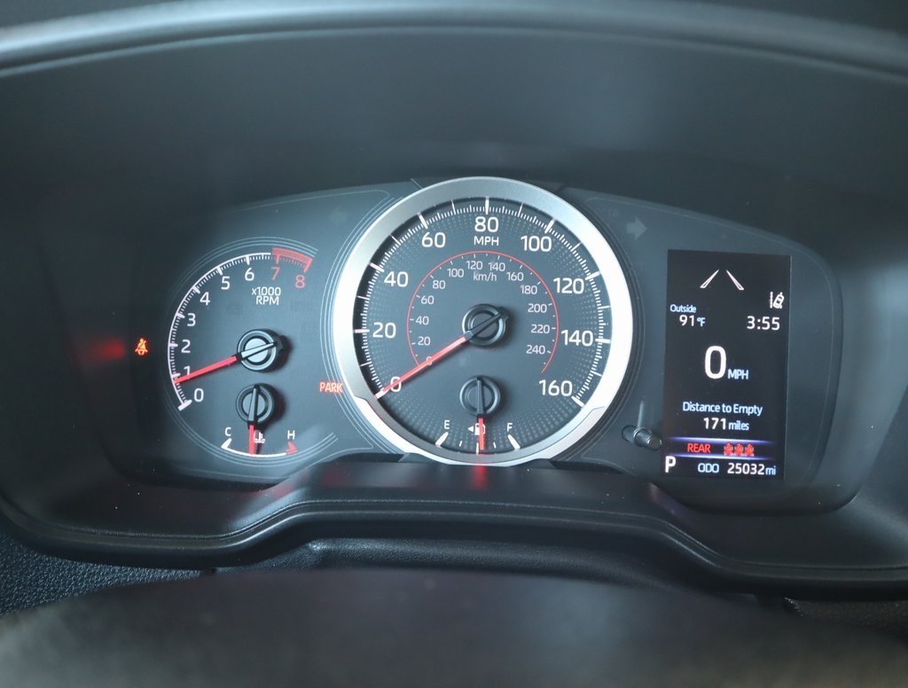 Thumbnail: 2022 Toyota Corolla Cross - 25