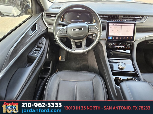 Used Car 2022 Jeep Grand Cherokee L  Limited For Sale Under $30,000 In San Antonio, Texas