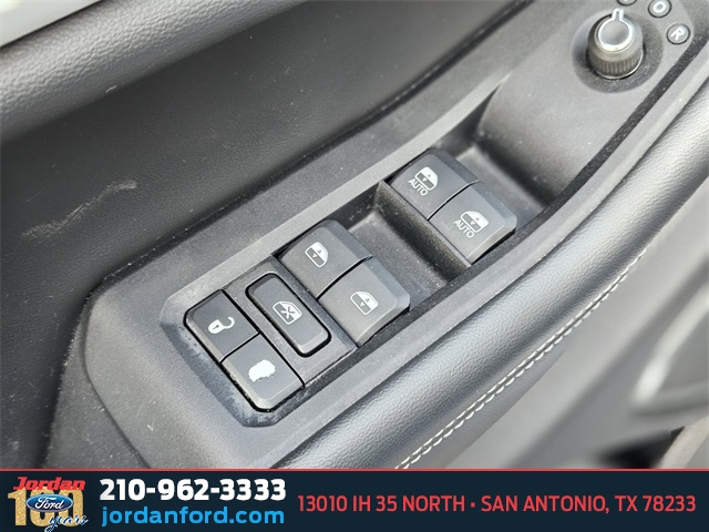 Used Car 2022 Jeep Grand Cherokee L  Limited For Sale Under $30,000 In San Antonio, Texas