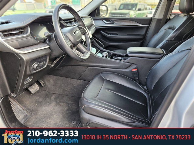 Used Car 2022 Jeep Grand Cherokee L  Limited For Sale Under $30,000 In San Antonio, Texas