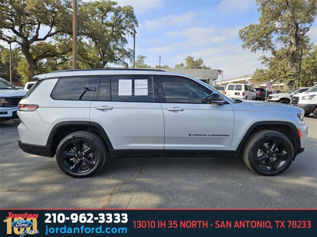 Used Car 2022 Jeep Grand Cherokee L  Limited For Sale Under $30,000 In San Antonio, Texas