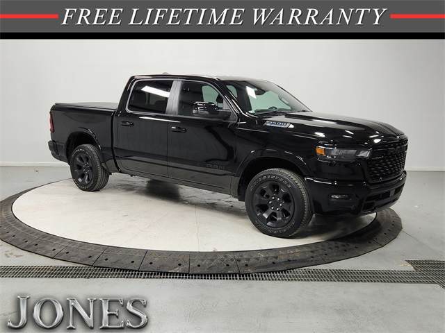 2025 RAM 1500 Big Horn Crew Cab 4WD