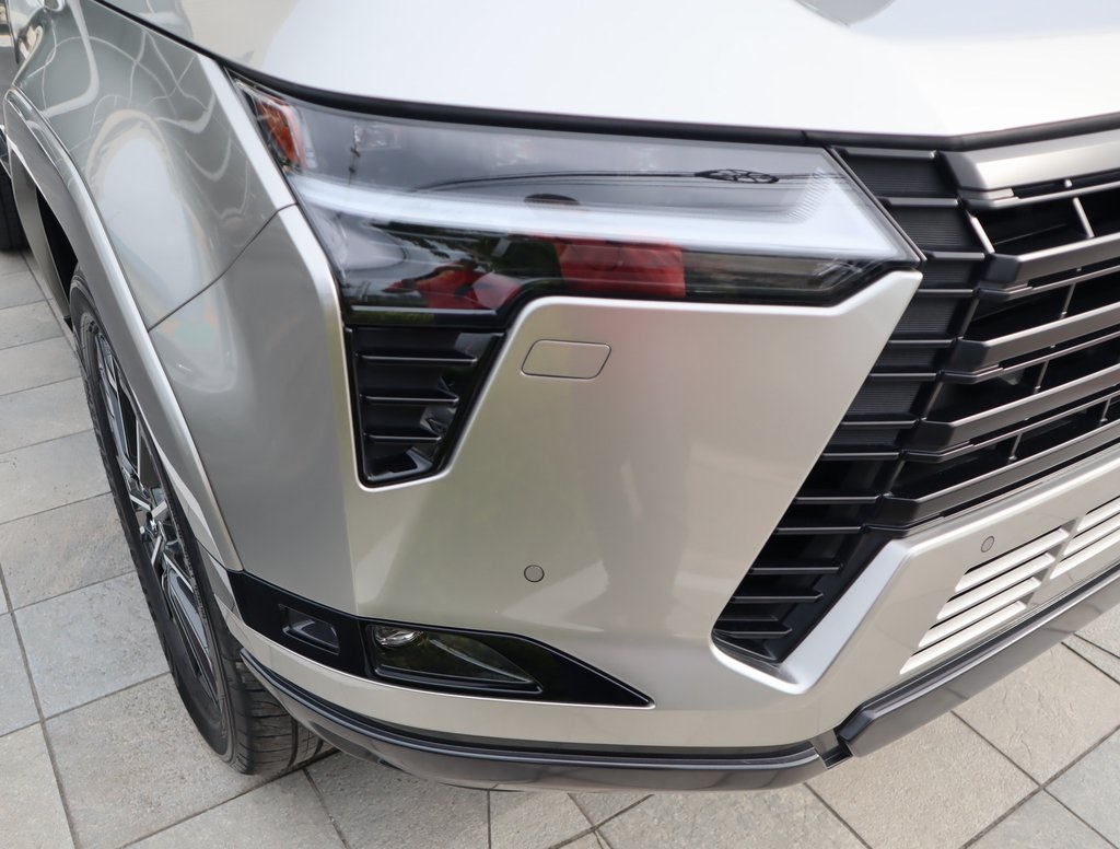 Thumbnail: 2024 Lexus GX - 14