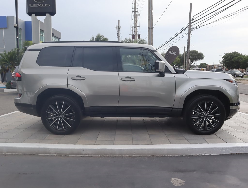 Thumbnail: 2024 Lexus GX - 4