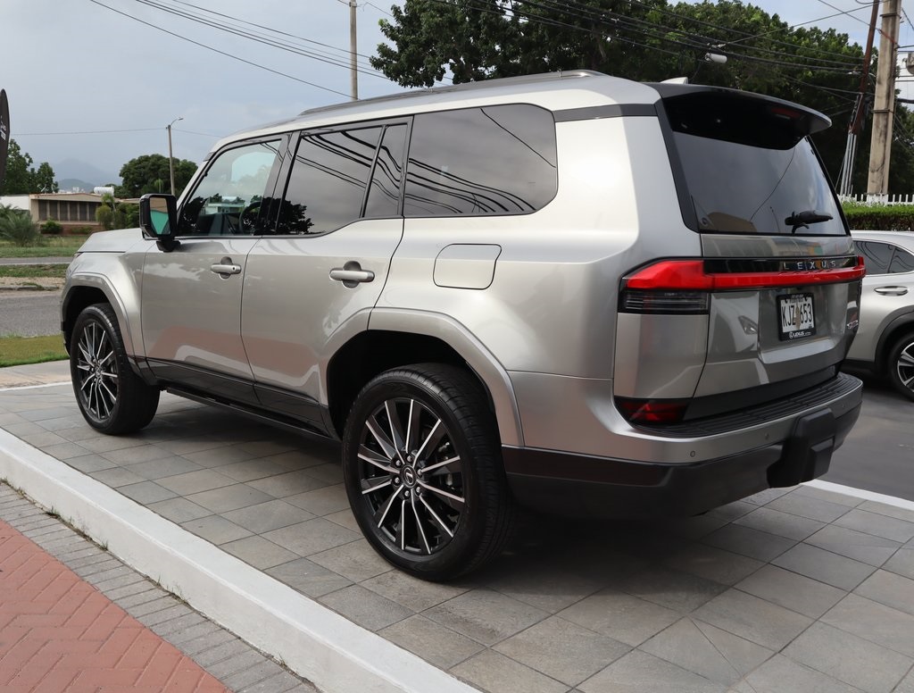 Thumbnail: 2024 Lexus GX - 7