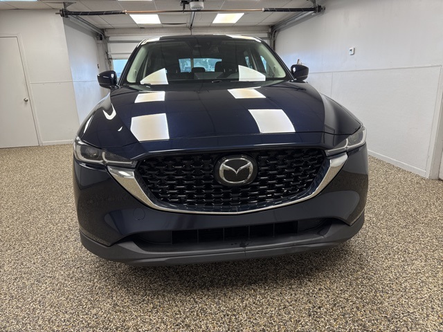 2022 Mazda CX-5 2.5 S Preferred photo 2