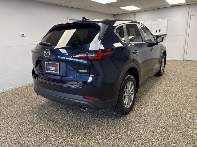 2022 Mazda CX-5 2.5 S Preferred photo 4