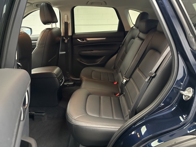 2022 Mazda CX-5 2.5 S Preferred photo 8