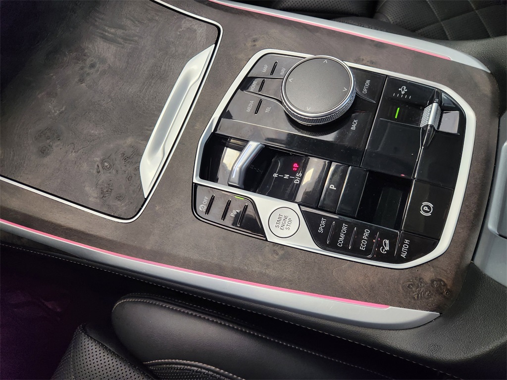 2023 BMW X7 xDrive40i Gray at Keating Nissan