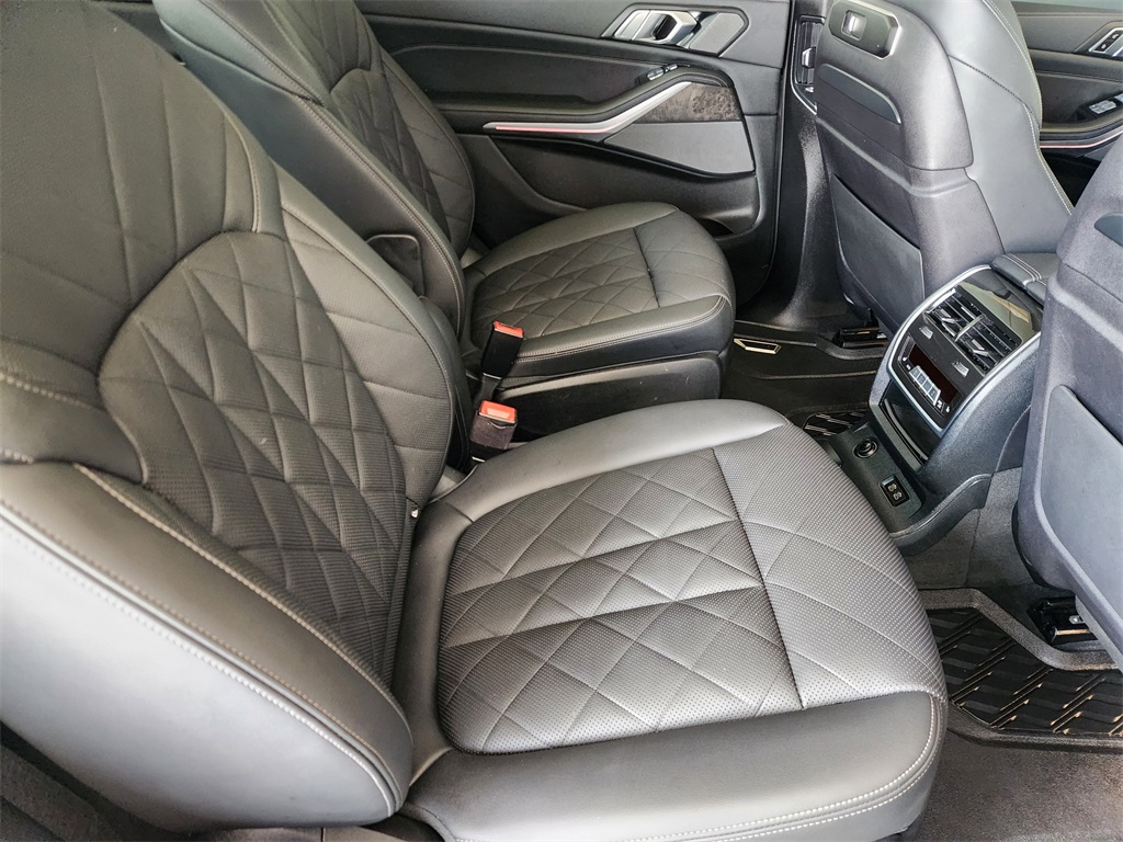 2023 BMW X7 xDrive40i Gray at Keating Nissan