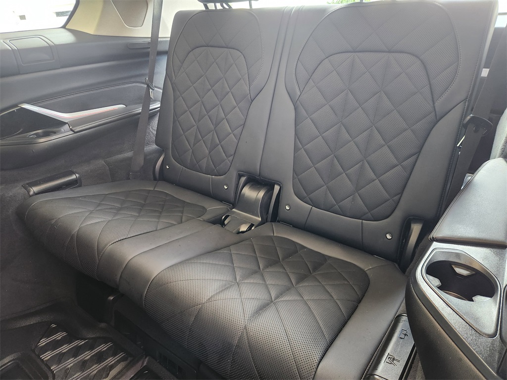 2023 BMW X7 xDrive40i Gray at Keating Nissan