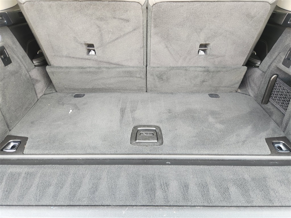 2023 BMW X7 xDrive40i Gray at Keating Nissan