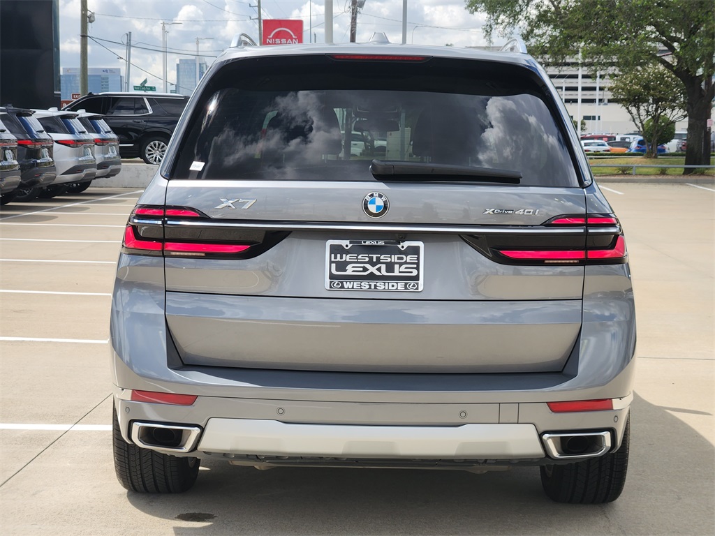 2023 BMW X7 xDrive40i Gray at Keating Nissan