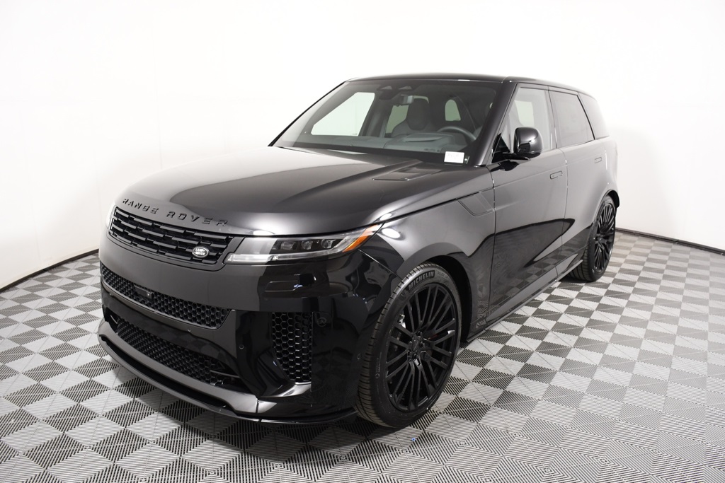 2026 Land Rover Range Rover Sport P635 SV AWD