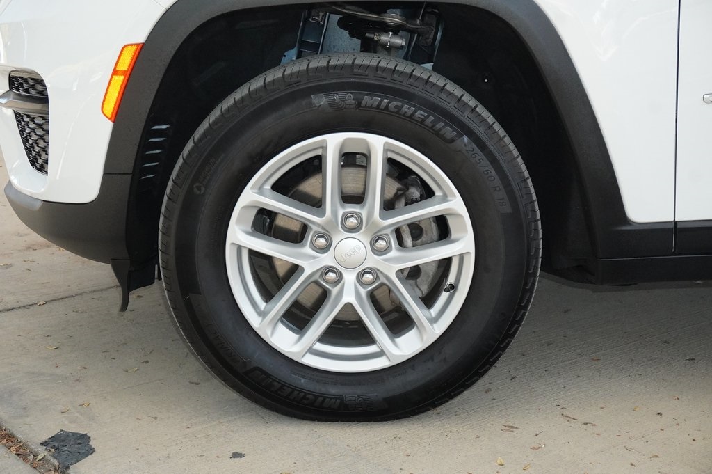 Used Car 2024 Jeep Grand Cherokee  Laredo For Sale Under $30,000 In Weatherford, Texas