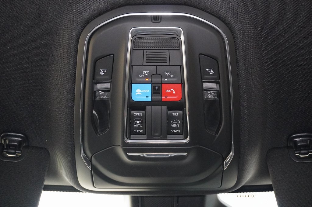 Used Car 2024 Jeep Grand Cherokee  Laredo For Sale Under $30,000 In Weatherford, Texas