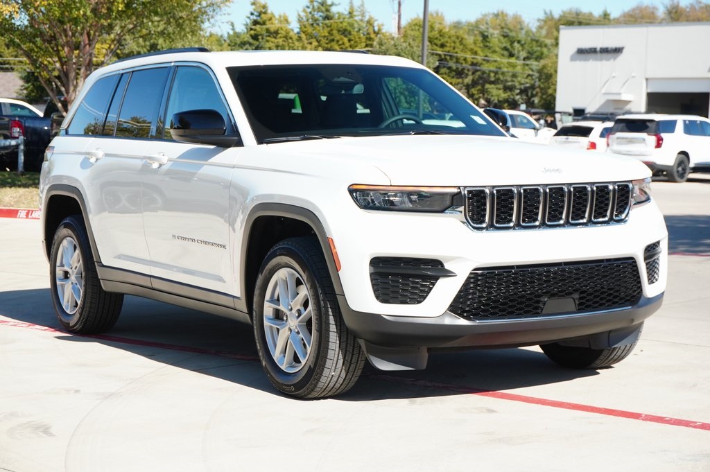 Used Car 2024 Jeep Grand Cherokee  Laredo For Sale Under $30,000 In Weatherford, Texas