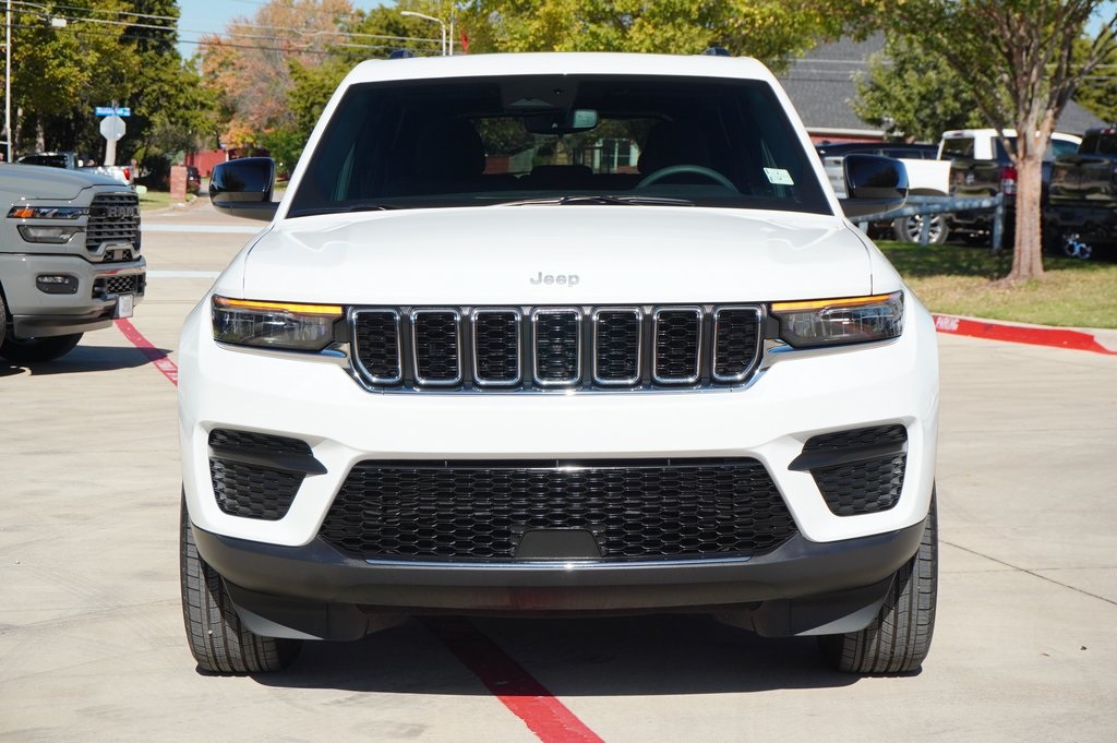 Used Car 2024 Jeep Grand Cherokee  Laredo For Sale Under $30,000 In Weatherford, Texas