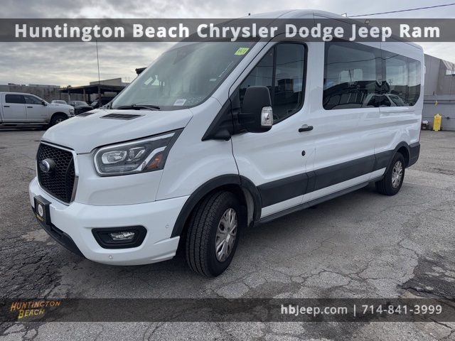 2023 Ford Transit Passenger 350 XLT Medium Roof LB RWD