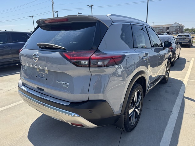 2021 Nissan Rogue Platinum photo 8