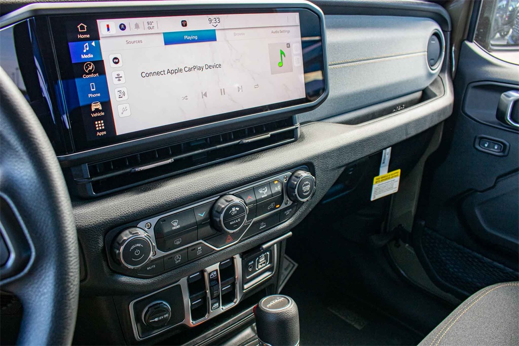 New Car 2025 Jeep Gladiator  Sport For Sale Under $40,000 In San Marcos, Texas