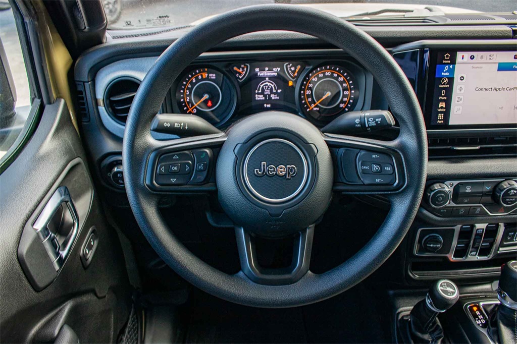 New Car 2025 Jeep Gladiator  Sport For Sale Under $40,000 In San Marcos, Texas