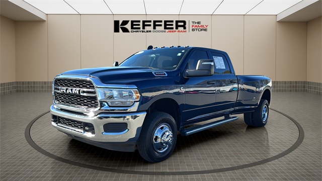 2024 RAM 3500 Tradesman Crew Cab LB DRW 4WD