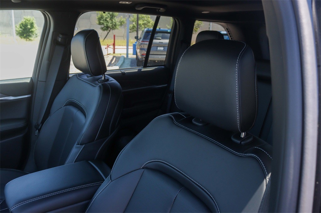 New Car 2025 Jeep Grand Cherokee  Limited For Sale Under $50,000 In San Marcos, Texas