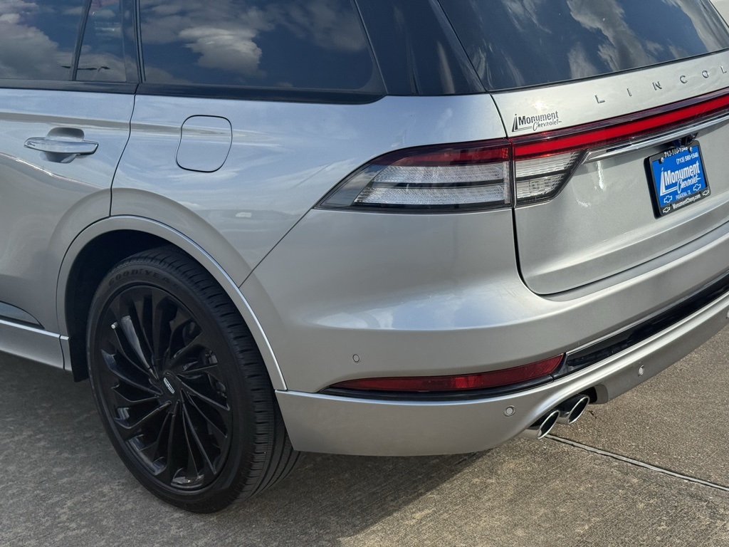 2024 Lincoln Aviator Reserve Silver at Gullo Toyota