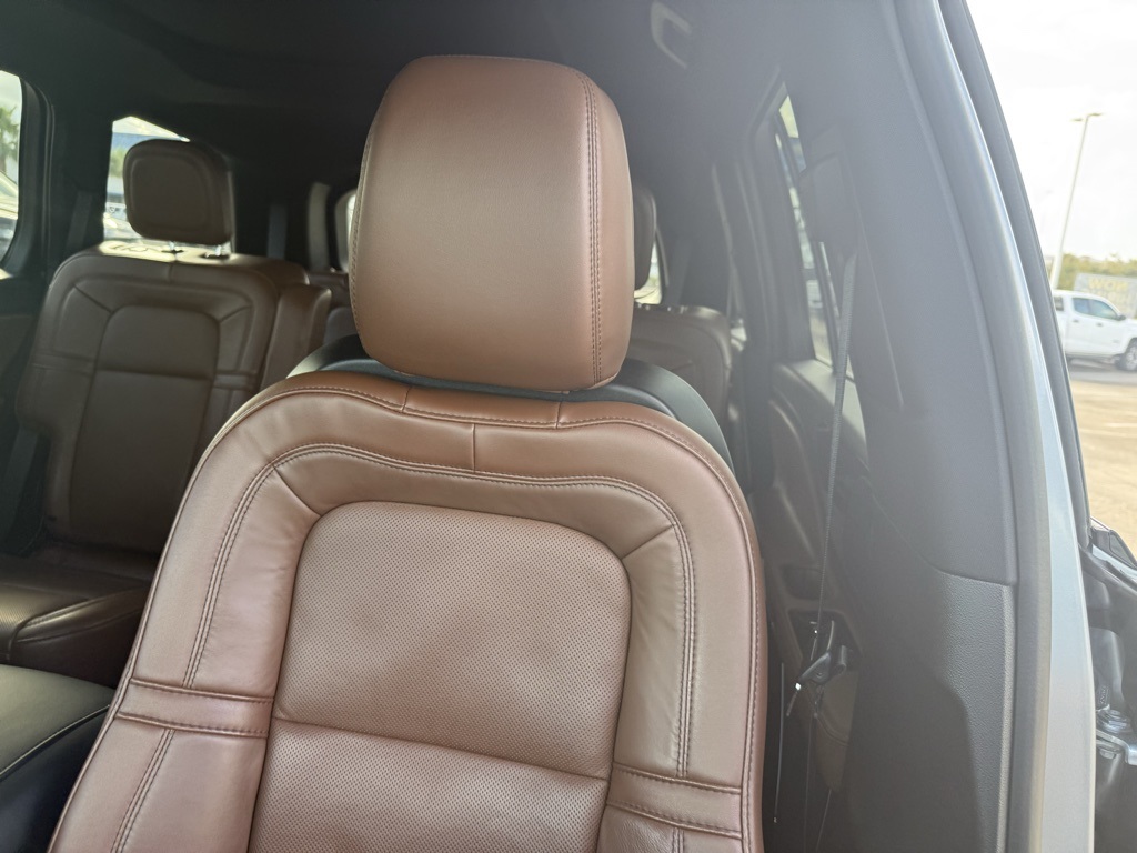 2024 Lincoln Aviator Reserve Silver at Gullo Toyota