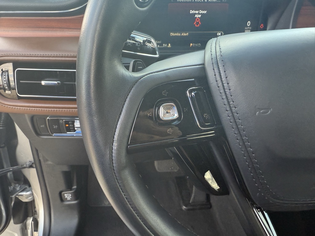 2024 Lincoln Aviator Reserve Silver at Gullo Toyota