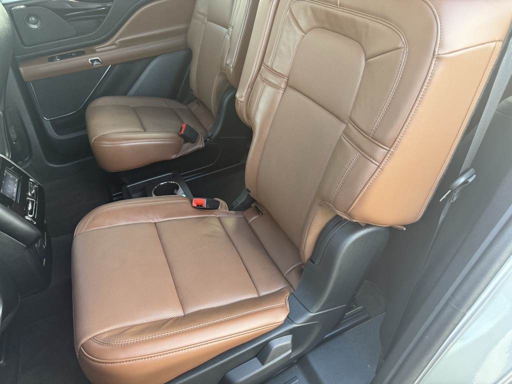 2024 Lincoln Aviator Reserve Silver at Gullo Toyota