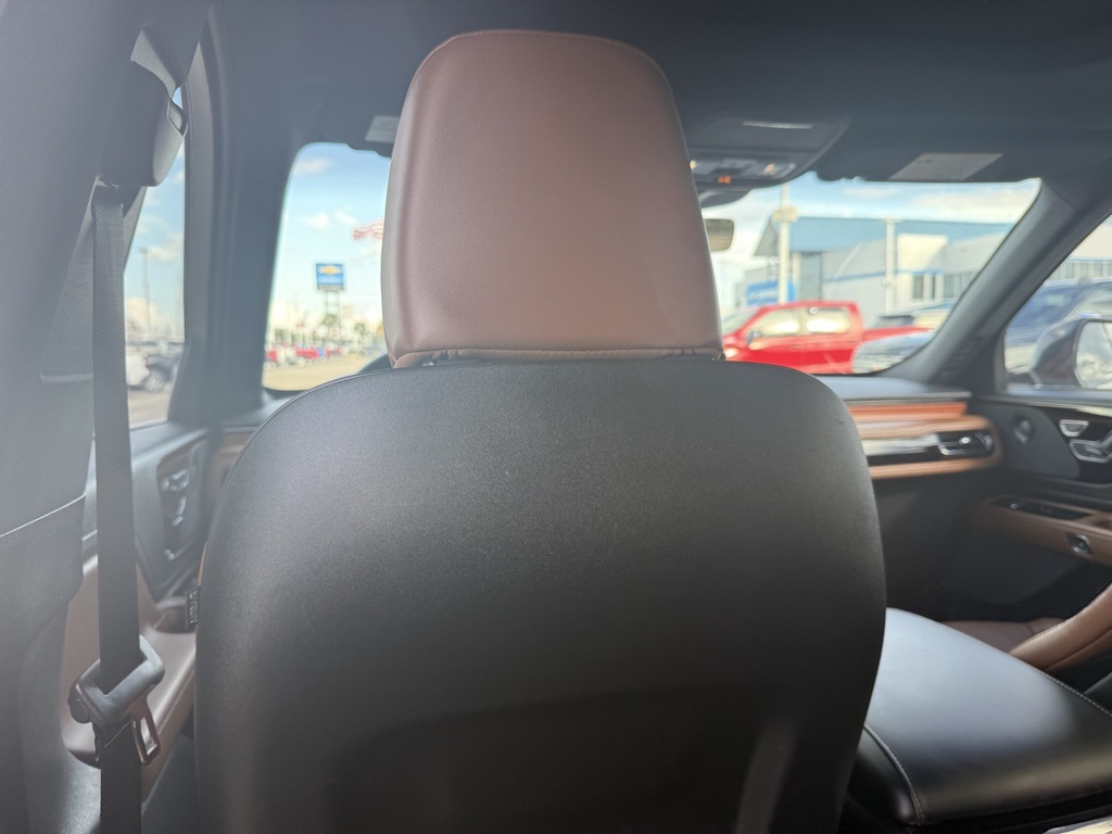 2024 Lincoln Aviator Reserve Silver at Gullo Toyota